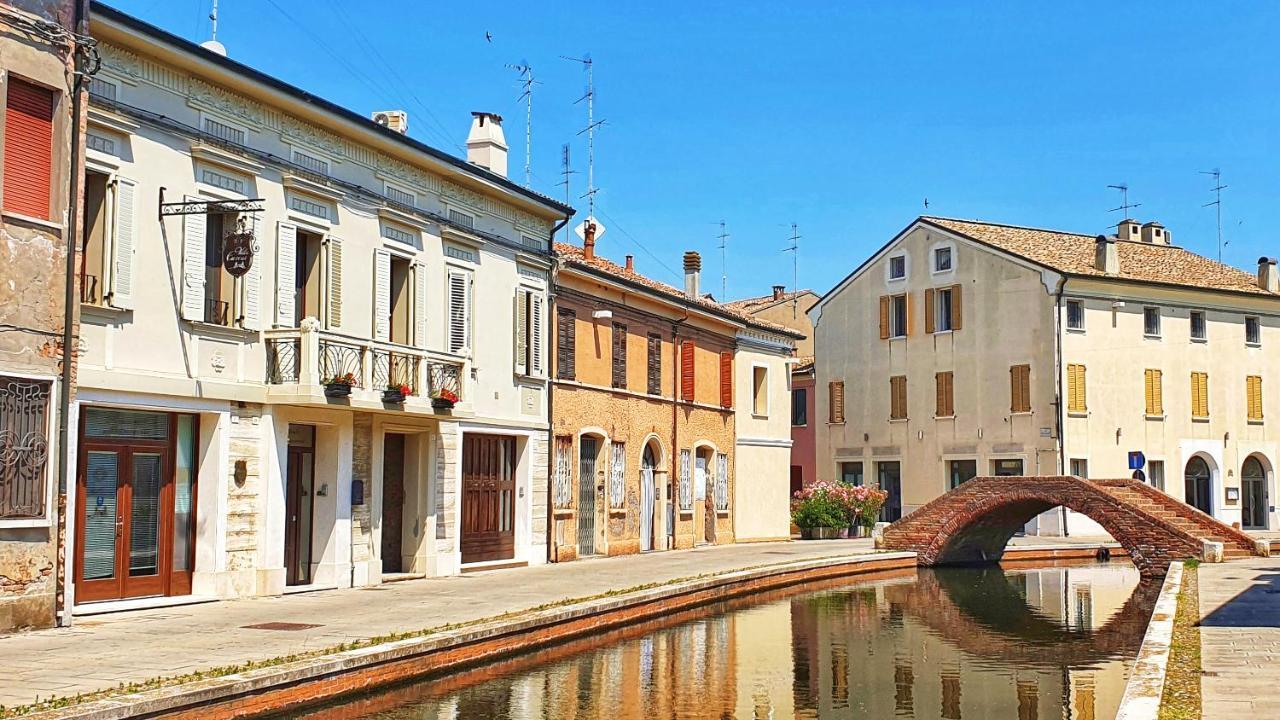 Villa Cavour Комакио Екстериор снимка